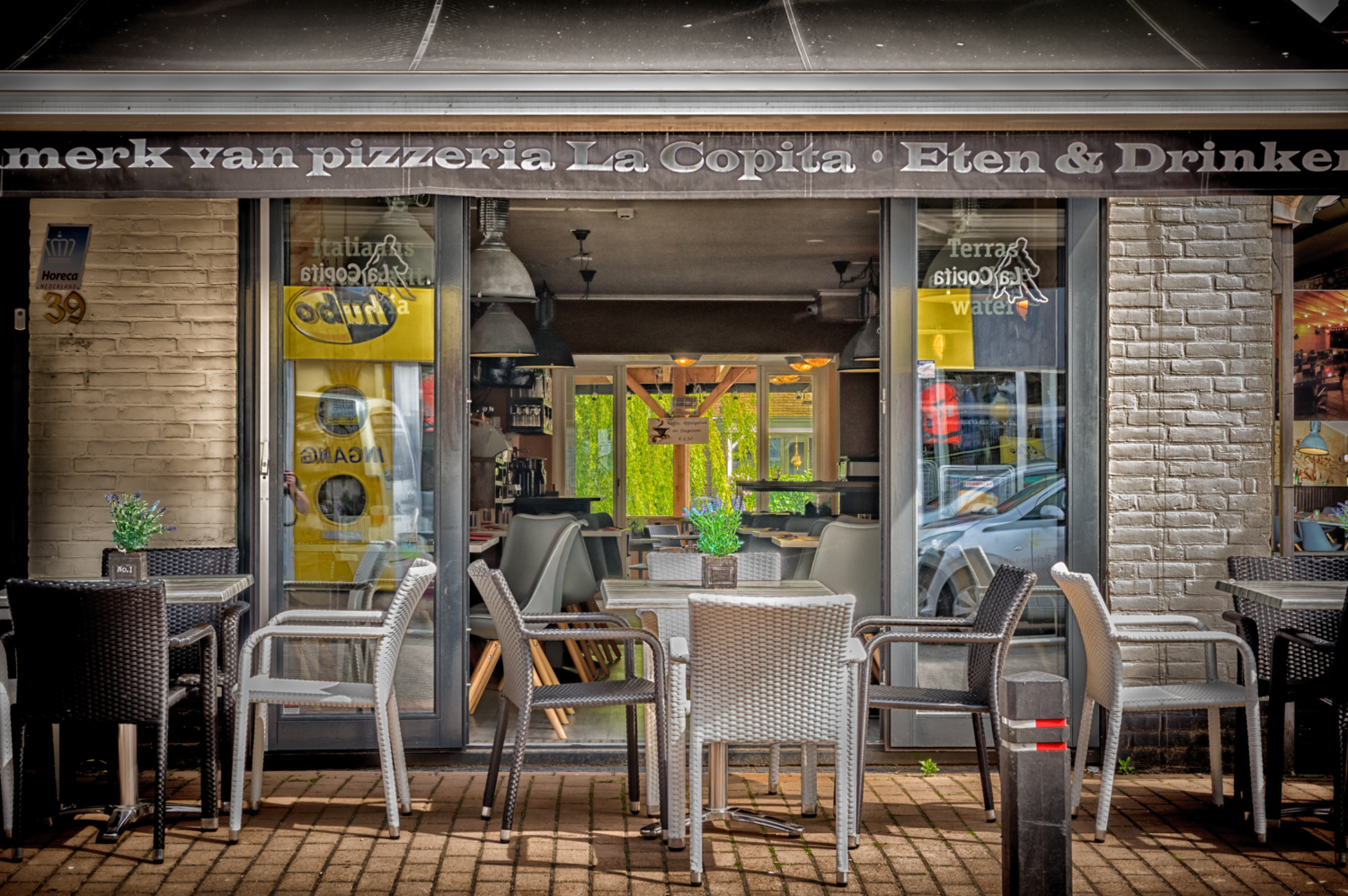 In het hartje van Akkrum (Friesland) vindt u het gezellige restaurant La Copita
